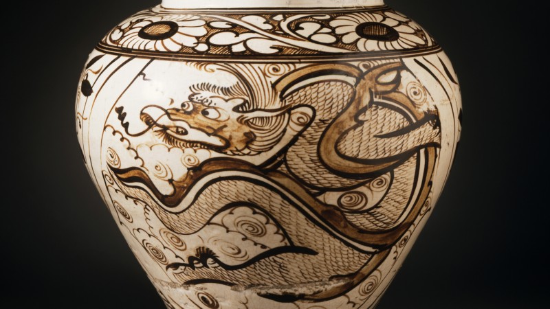 Jar (Ping) with Dragon and Clouds, Yuan dynasty, 1279-1368
